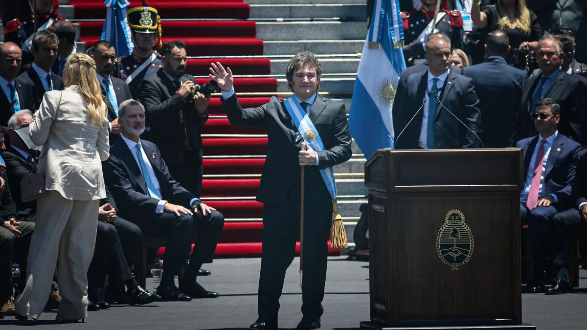 multimedia.normal.93db47d7124d7ed1.NjU3NWYxNDQ3YjYzOV8xMjAwX25vcm1hbC53ZWJw