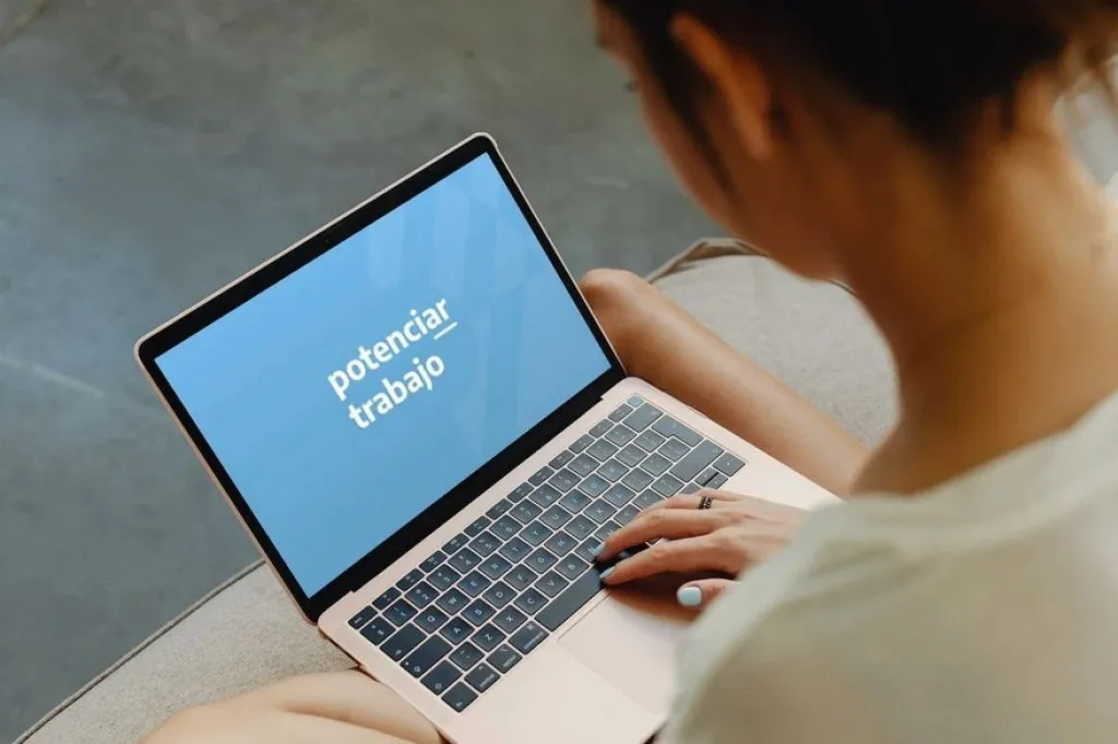 multimedia.normal.9d6601c9dfd04b4b.bXVsdGltZWRpYS5ub3JtYWwuOWNjYTU1OTI2ZDc3ZDdfbm9ybWFsLndlYnA=